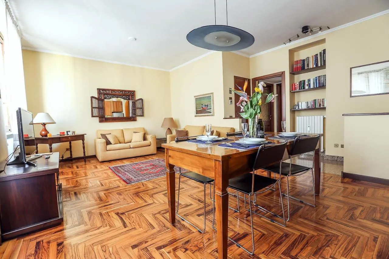 Amendola & Citylife-Portello Flat Milan Italy