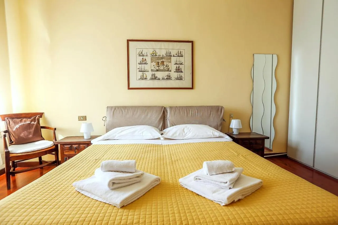 Apartment Amendola & Citylife-Portello Flat Milan
