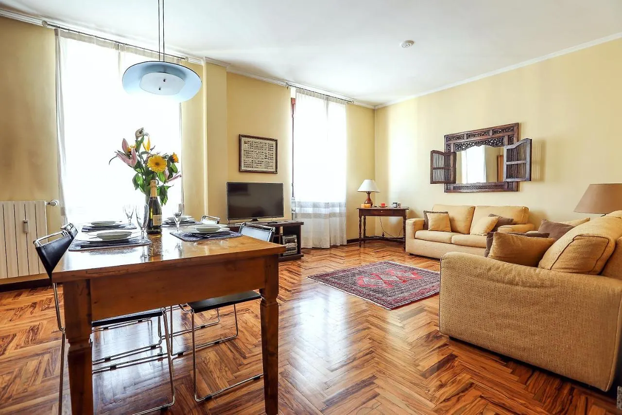 Amendola & Citylife-Portello Flat Milan